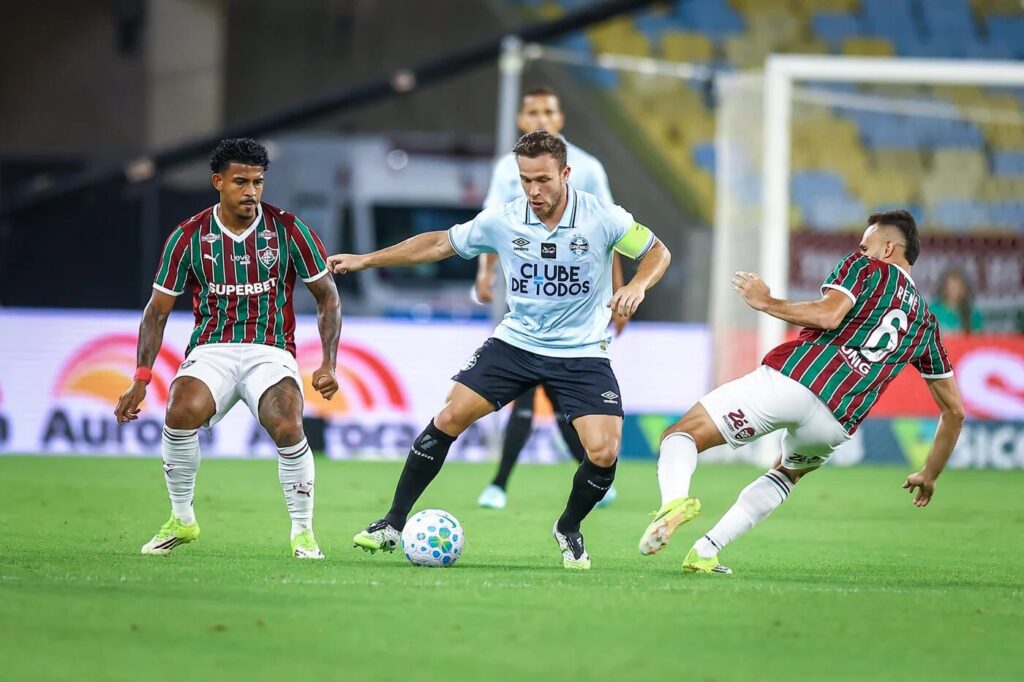 Grêmio tem estreia frustrante com rendimentos de atletas abaixo do esperado