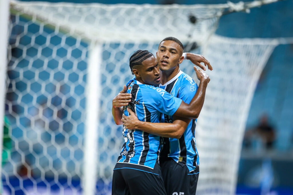 Peça-chave do ataque Grêmio vive noite mágica e mira Seleção Brasileira: “sonho de todo atleta”